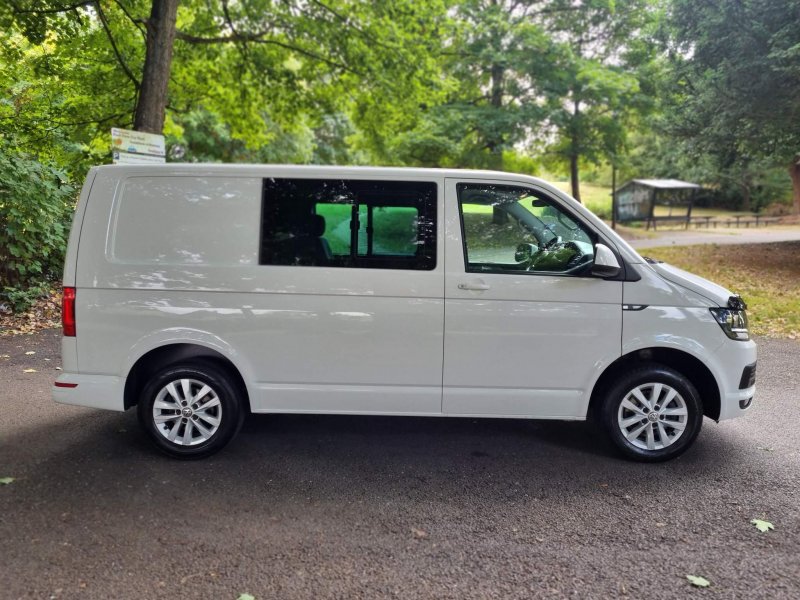VOLKSWAGEN TRANSPORTER