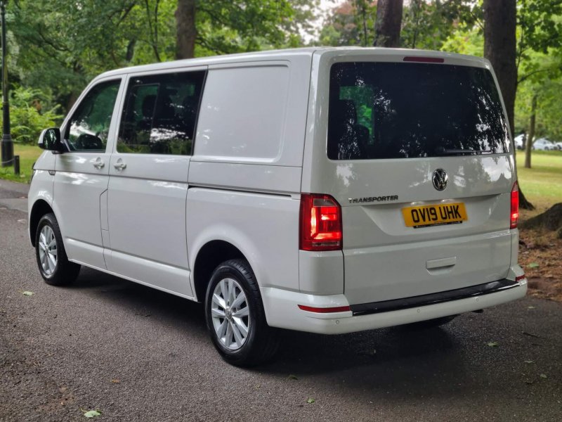 VOLKSWAGEN TRANSPORTER