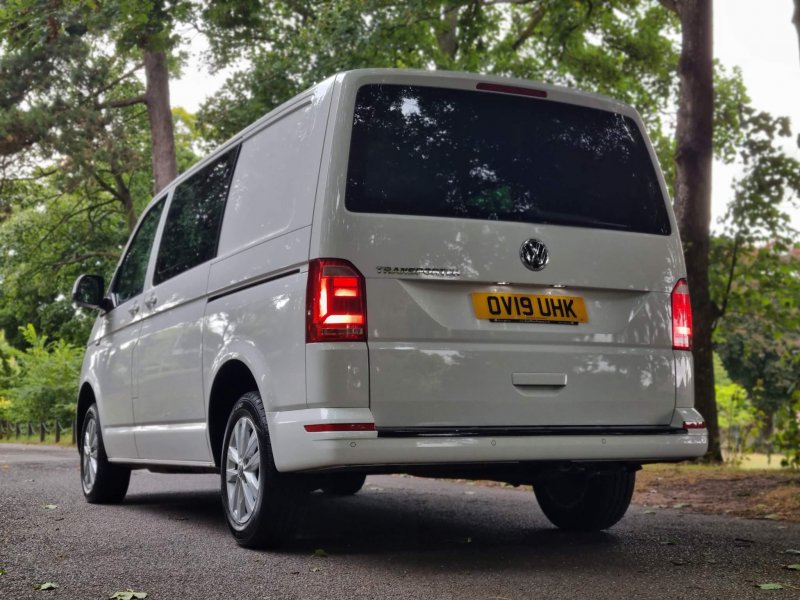VOLKSWAGEN TRANSPORTER