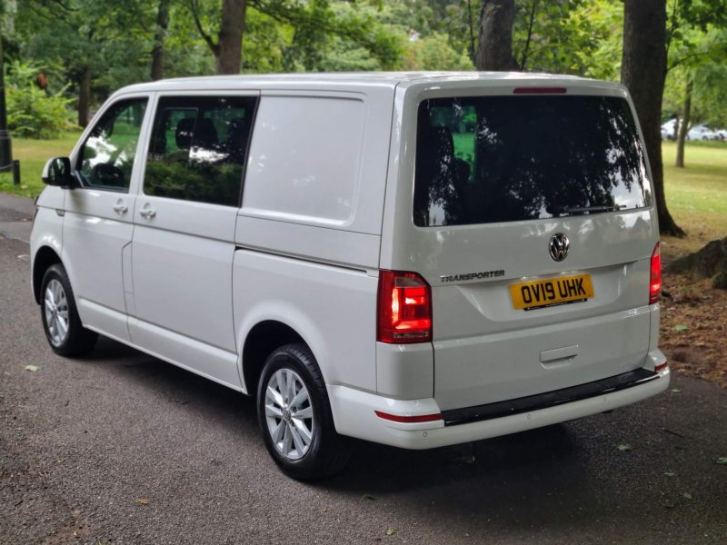 VOLKSWAGEN TRANSPORTER