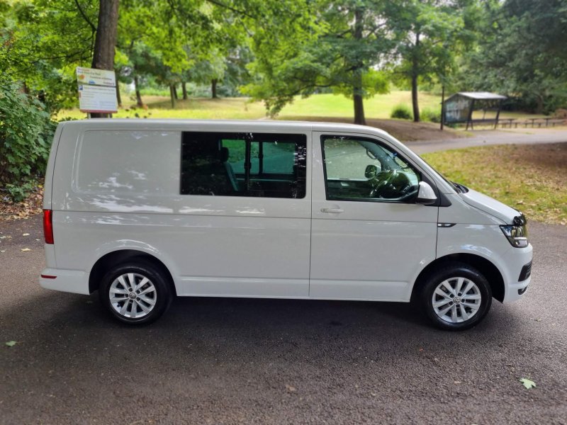 VOLKSWAGEN TRANSPORTER