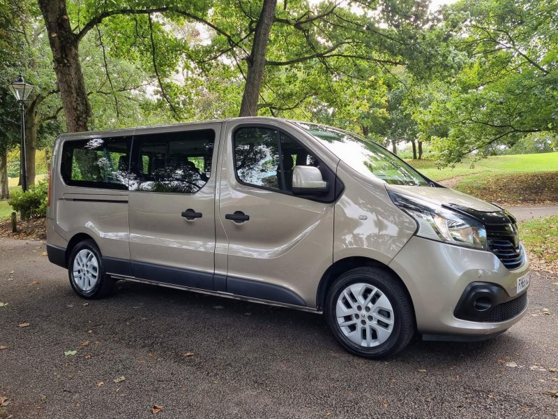 RENAULT TRAFIC