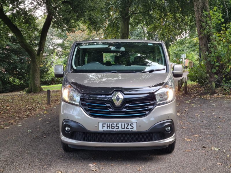 RENAULT TRAFIC