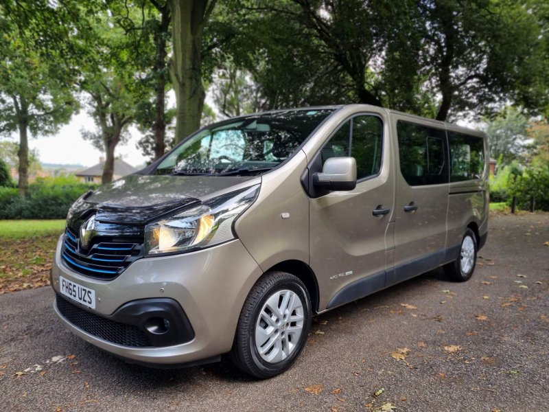 RENAULT TRAFIC