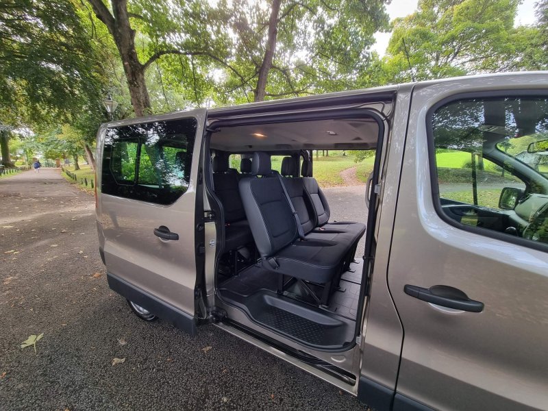 RENAULT TRAFIC
