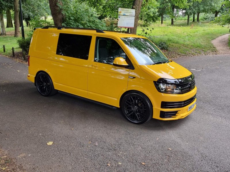 VOLKSWAGEN TRANSPORTER