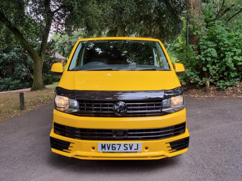 VOLKSWAGEN TRANSPORTER