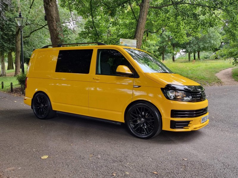 VOLKSWAGEN TRANSPORTER