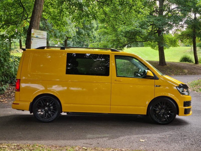 VOLKSWAGEN TRANSPORTER