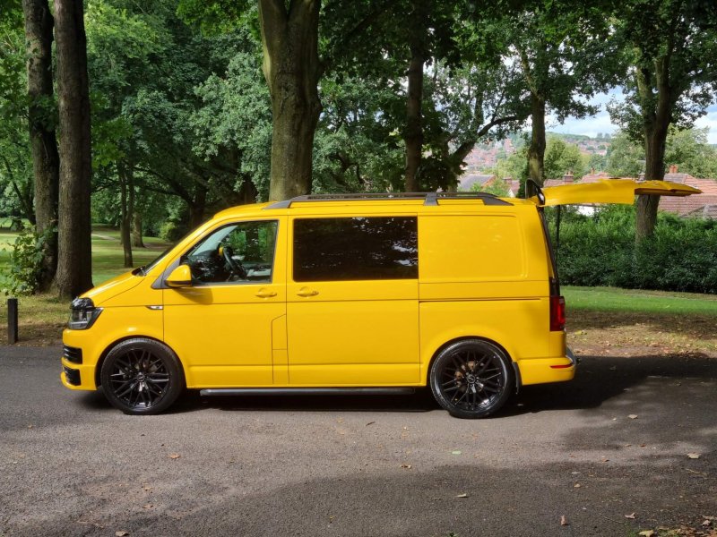 VOLKSWAGEN TRANSPORTER