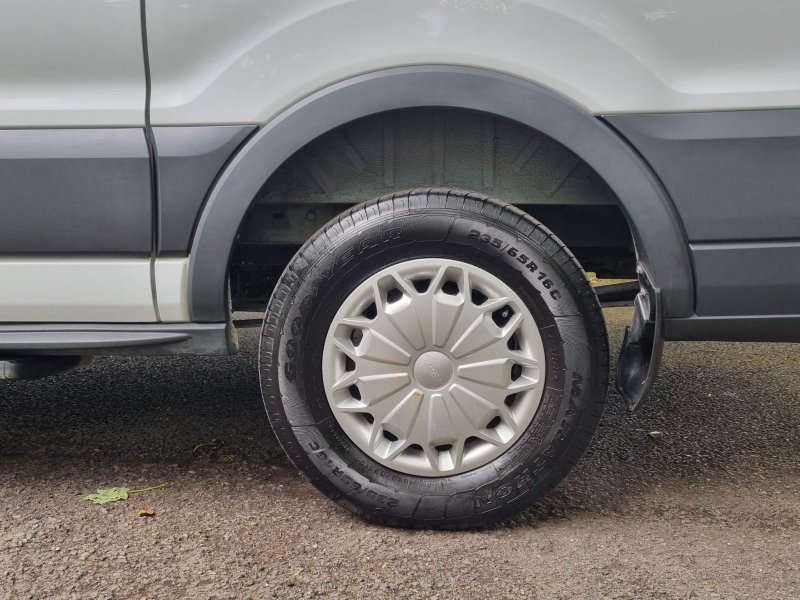 FORD TRANSIT