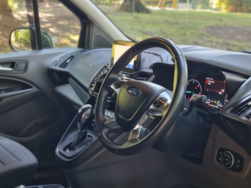FORD TRANSIT CONNECT