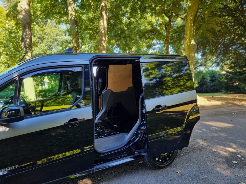 FORD TRANSIT CONNECT