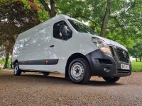NISSAN NV400
