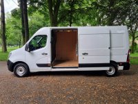 NISSAN NV400