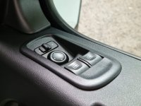 NISSAN NV400