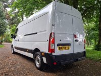 NISSAN NV400