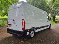 NISSAN NV400