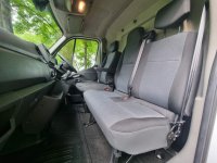 NISSAN NV400