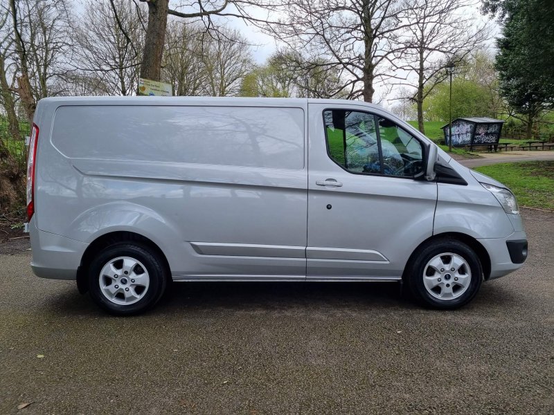 FORD TRANSIT CUSTOM