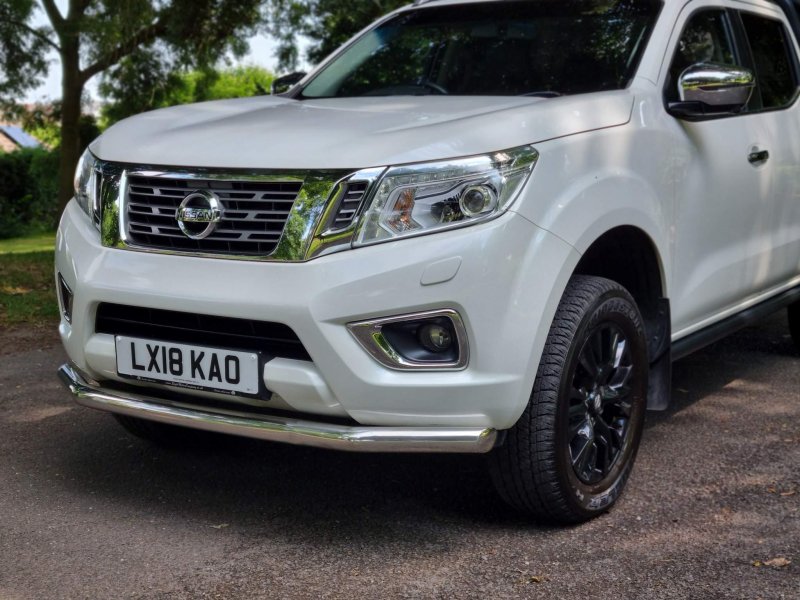 NISSAN NAVARA