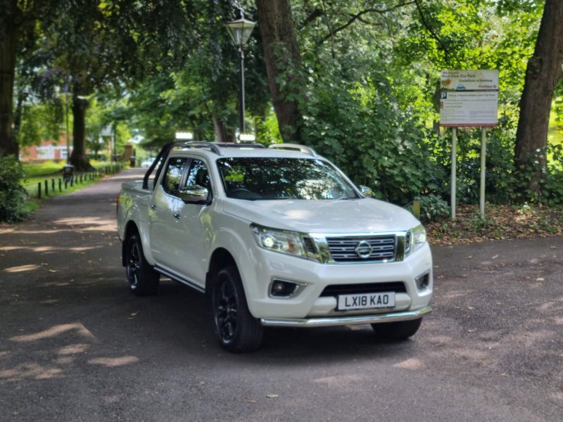 NISSAN NAVARA