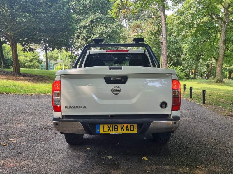 NISSAN NAVARA