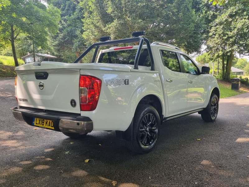 NISSAN NAVARA