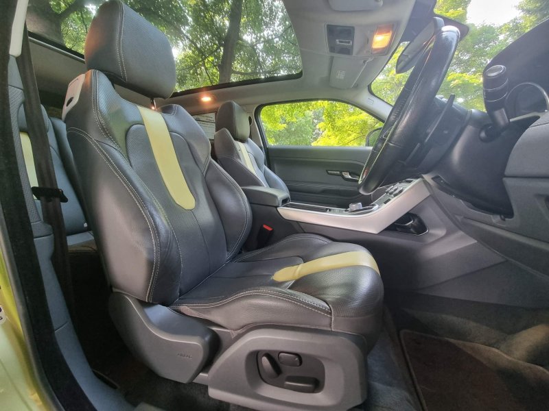 LAND ROVER RANGE ROVER EVOQUE