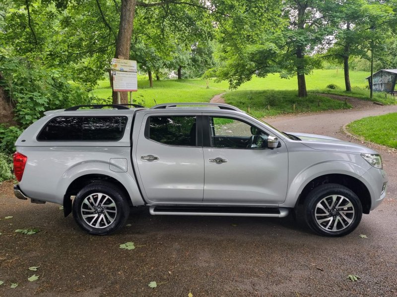 NISSAN NAVARA