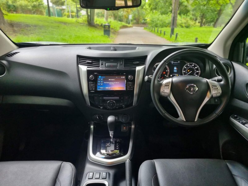 NISSAN NAVARA