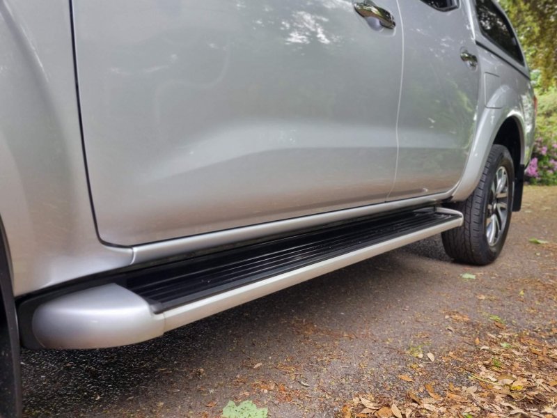 NISSAN NAVARA