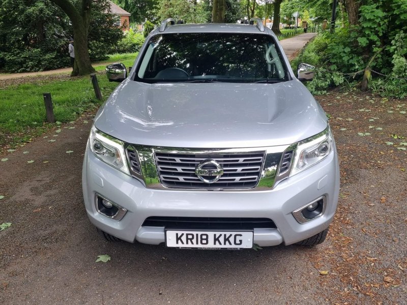 NISSAN NAVARA