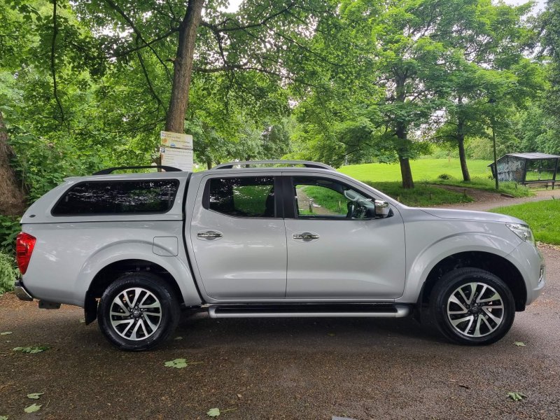 NISSAN NAVARA