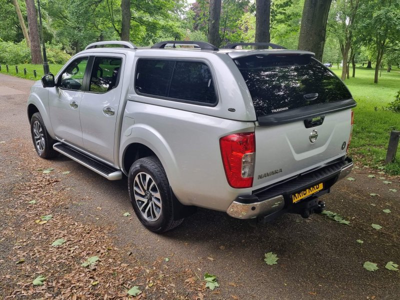 NISSAN NAVARA