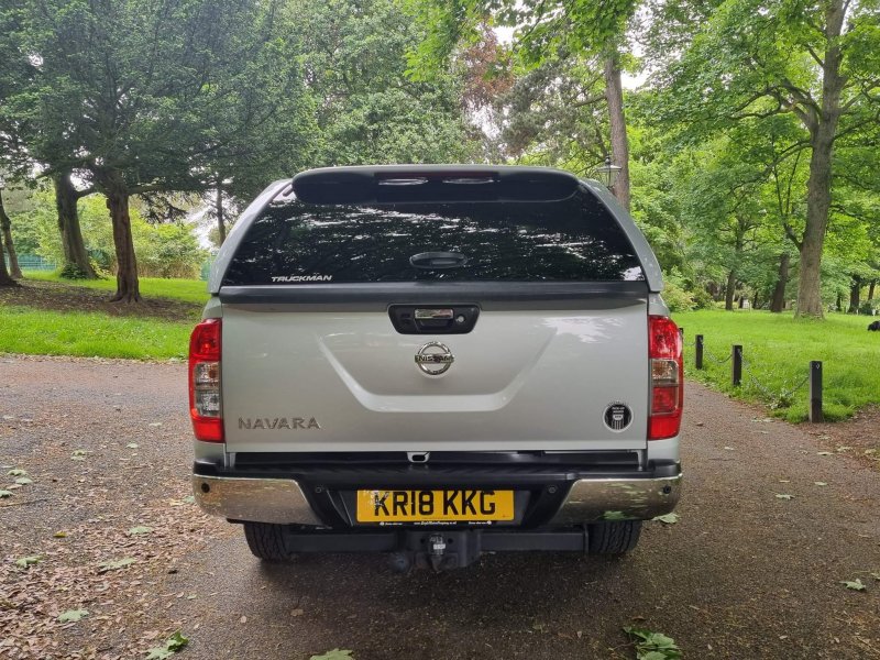 NISSAN NAVARA