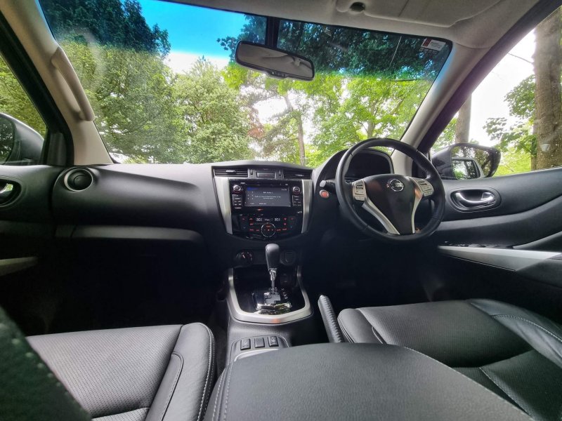 NISSAN NAVARA