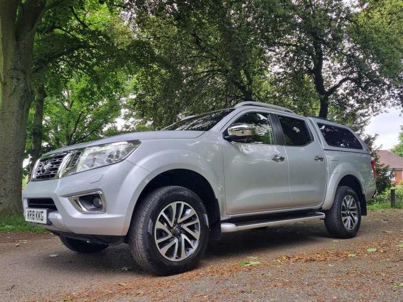 NISSAN NAVARA
