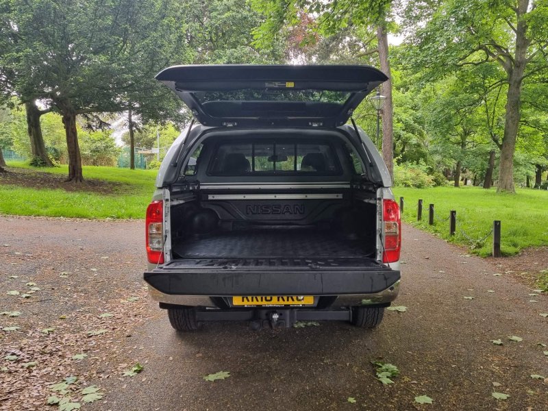 NISSAN NAVARA