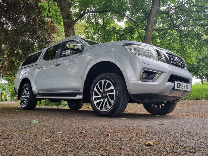 NISSAN NAVARA