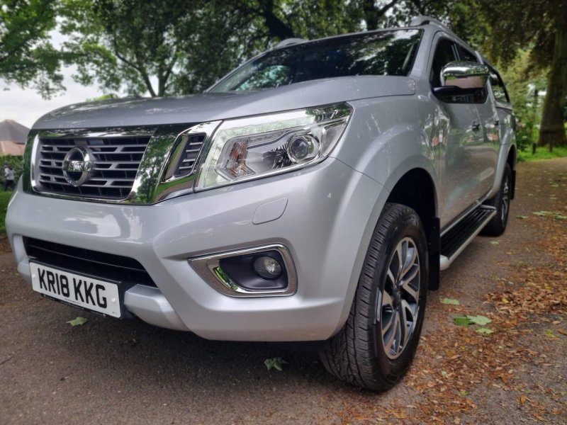 NISSAN NAVARA