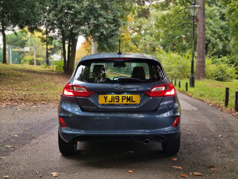 FORD FIESTA VAN