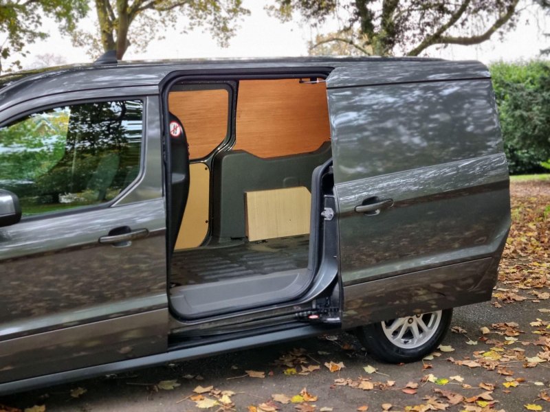 FORD TRANSIT CONNECT