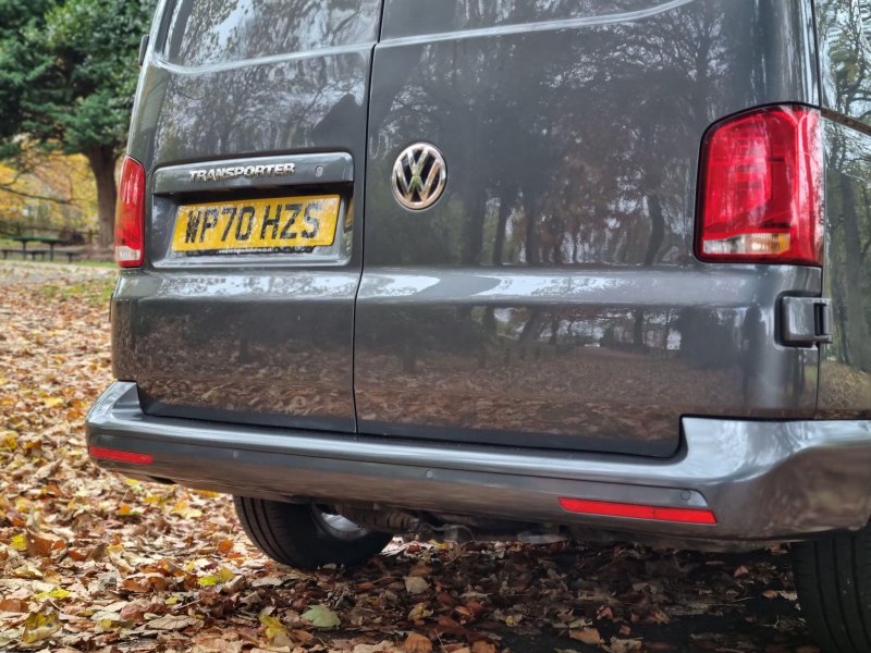 VOLKSWAGEN TRANSPORTER