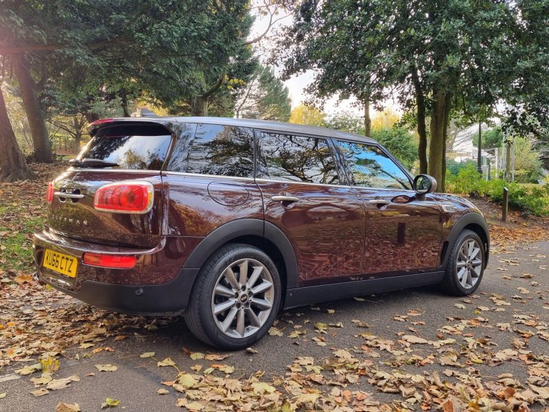 MINI CLUBMAN