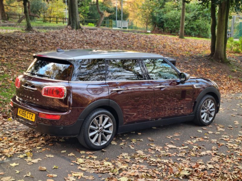 MINI CLUBMAN