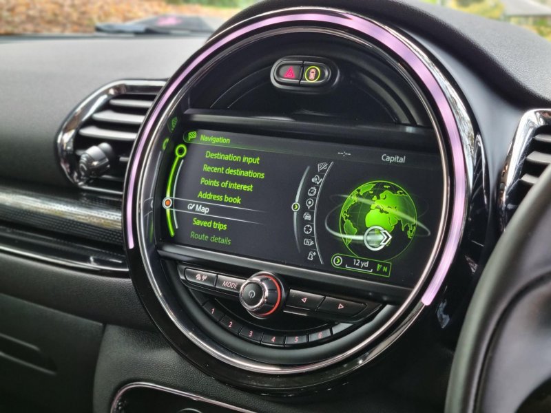 MINI CLUBMAN