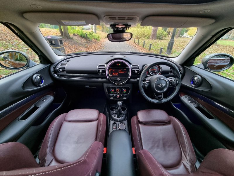 MINI CLUBMAN