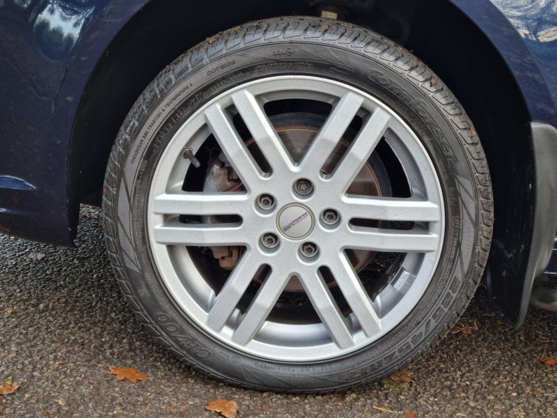VOLKSWAGEN CADDY MAXI