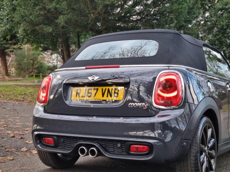 MINI CONVERTIBLE